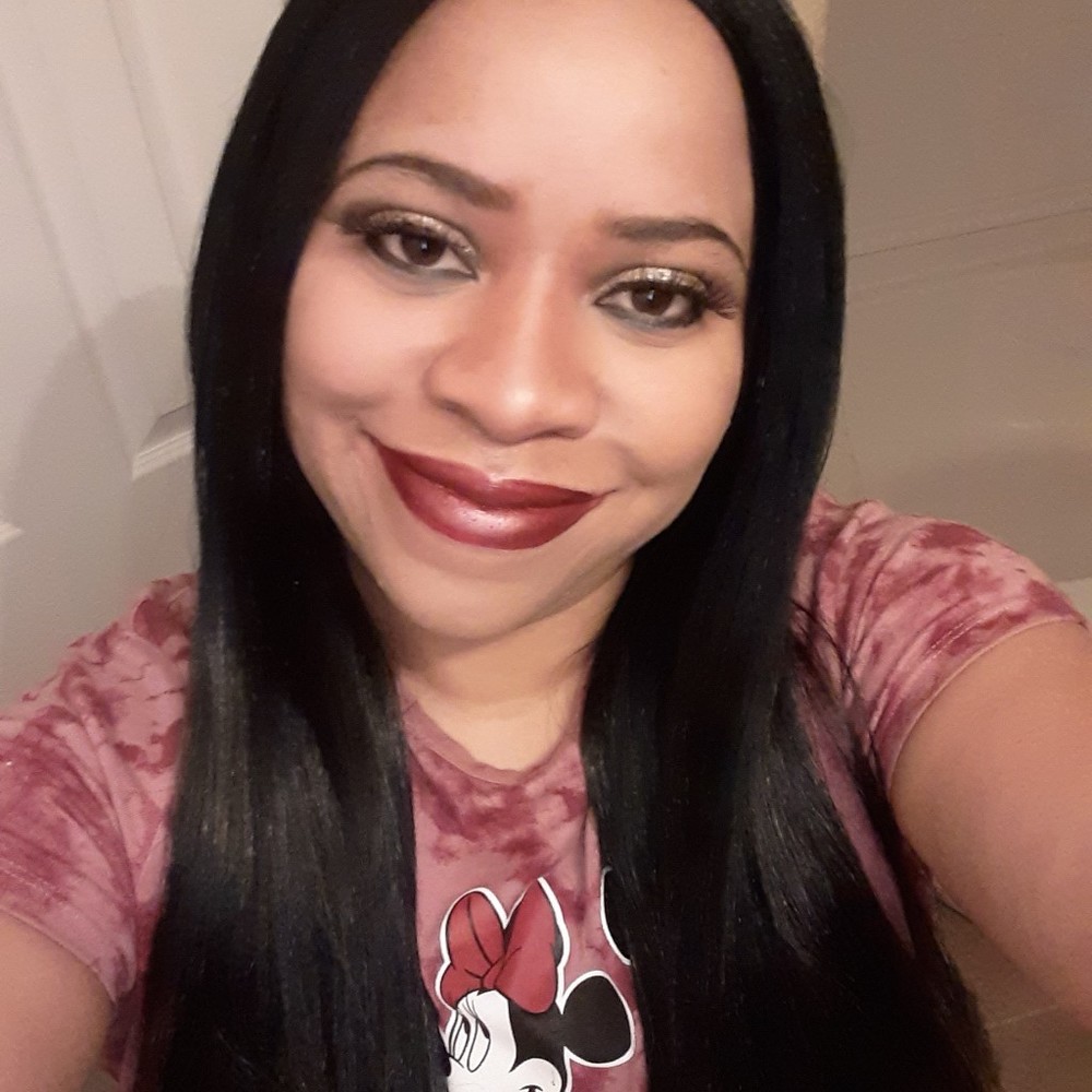 Meet your Posher, Salundra